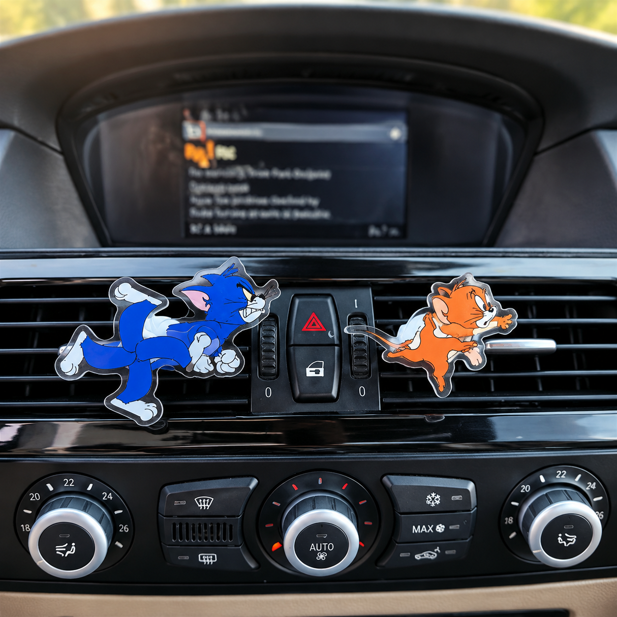 Spinning Cartoon Car Air Vent Decoration – Fun Dashboard Accessory